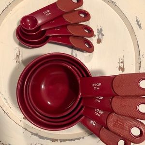 Kitchen Aid Measuring Set 🧑‍🍳